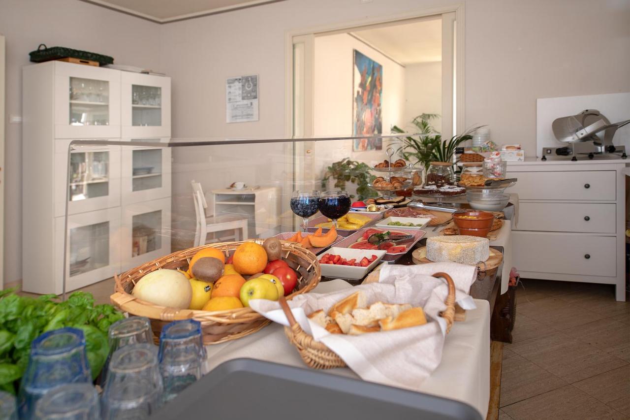 Relais Villa Isabel Pietrasanta Exterior foto